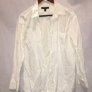 Banana Republic Button Down Shirt | Size M